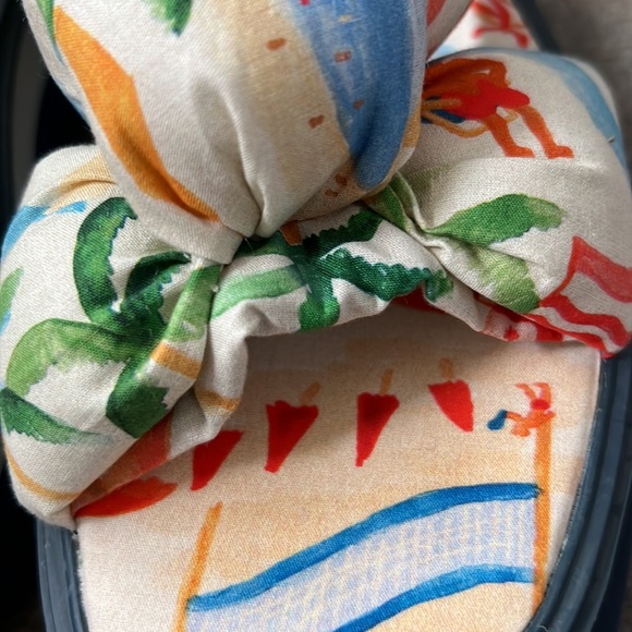 Copacabana Scarf Print Puffy Platform Sandal FARM RIO Size 8 and 9 New - Picture 14 of 15